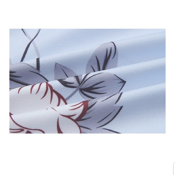 🆕️💎Floral Print Romper💎 - Picture 6 of 6